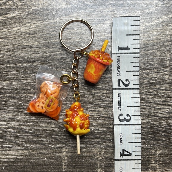🥭🥭Mexican Snacks Handmade Keychain🥭🥭 - Picture 2 of 2